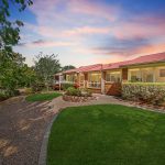 2 Fingleton Crescent, Gordon, ACT 2906