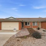 11 Blackett Crescent, Greenway, ACT 2900